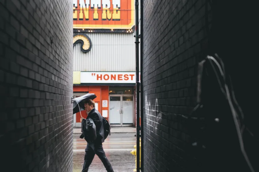 Shopify Dawn Theme Review (2026): Honest Pros, Cons & When to Upgrade